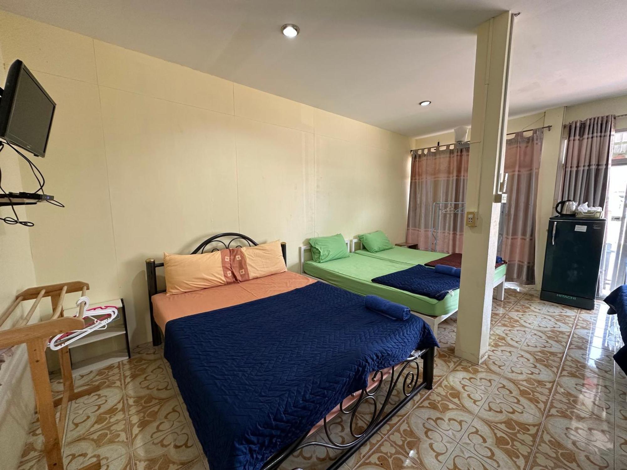 Thippawan Bungalow Ko Si Chang Zewnętrze zdjęcie