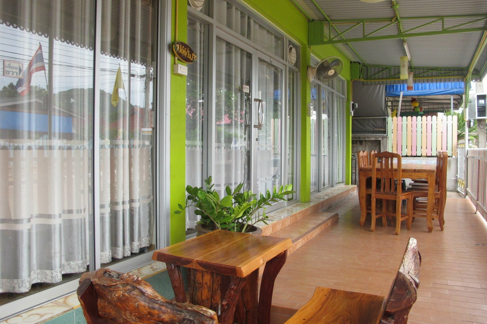 Thippawan Bungalow Ko Si Chang Zewnętrze zdjęcie
