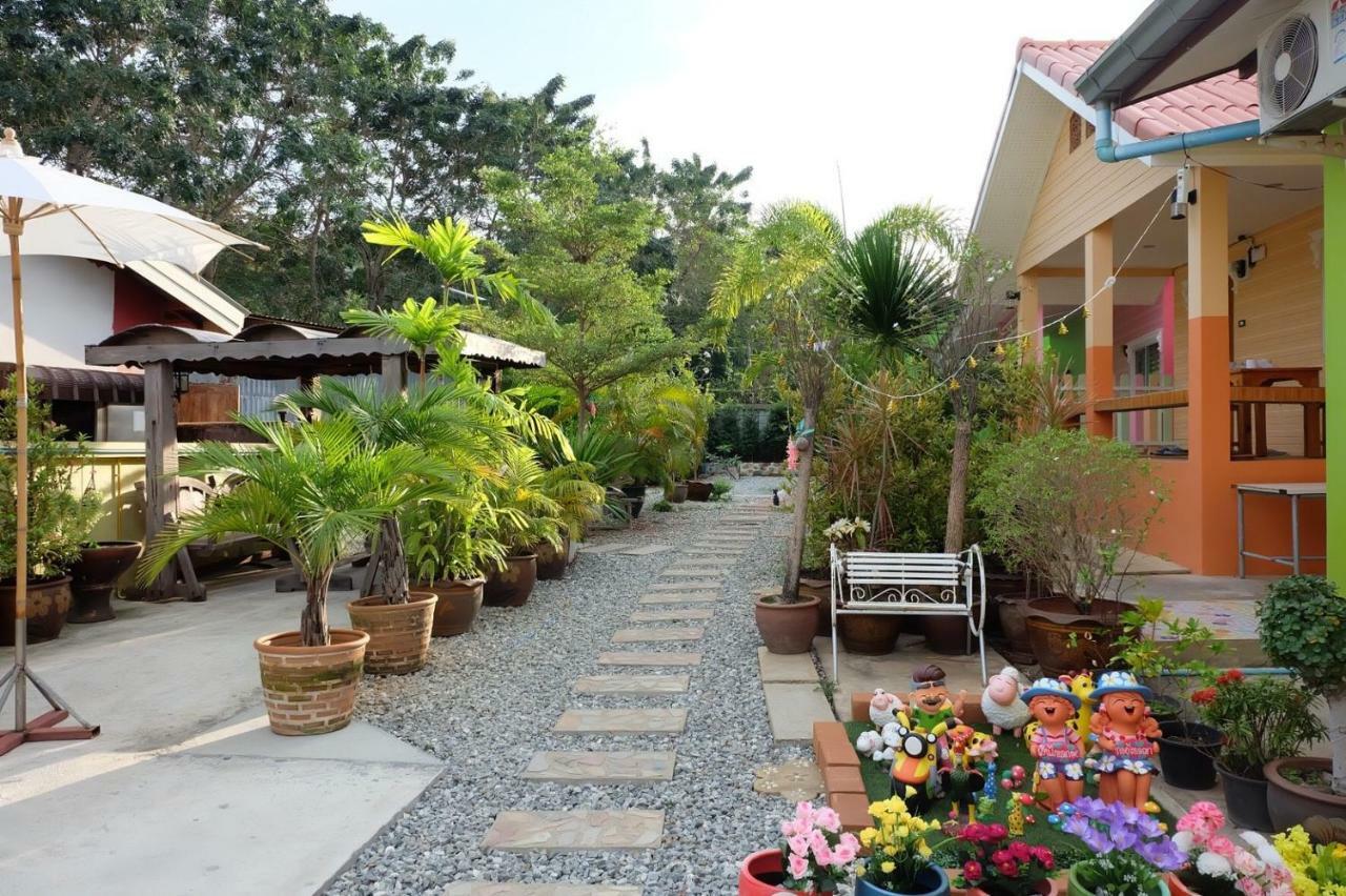 Thippawan Bungalow Ko Si Chang Zewnętrze zdjęcie