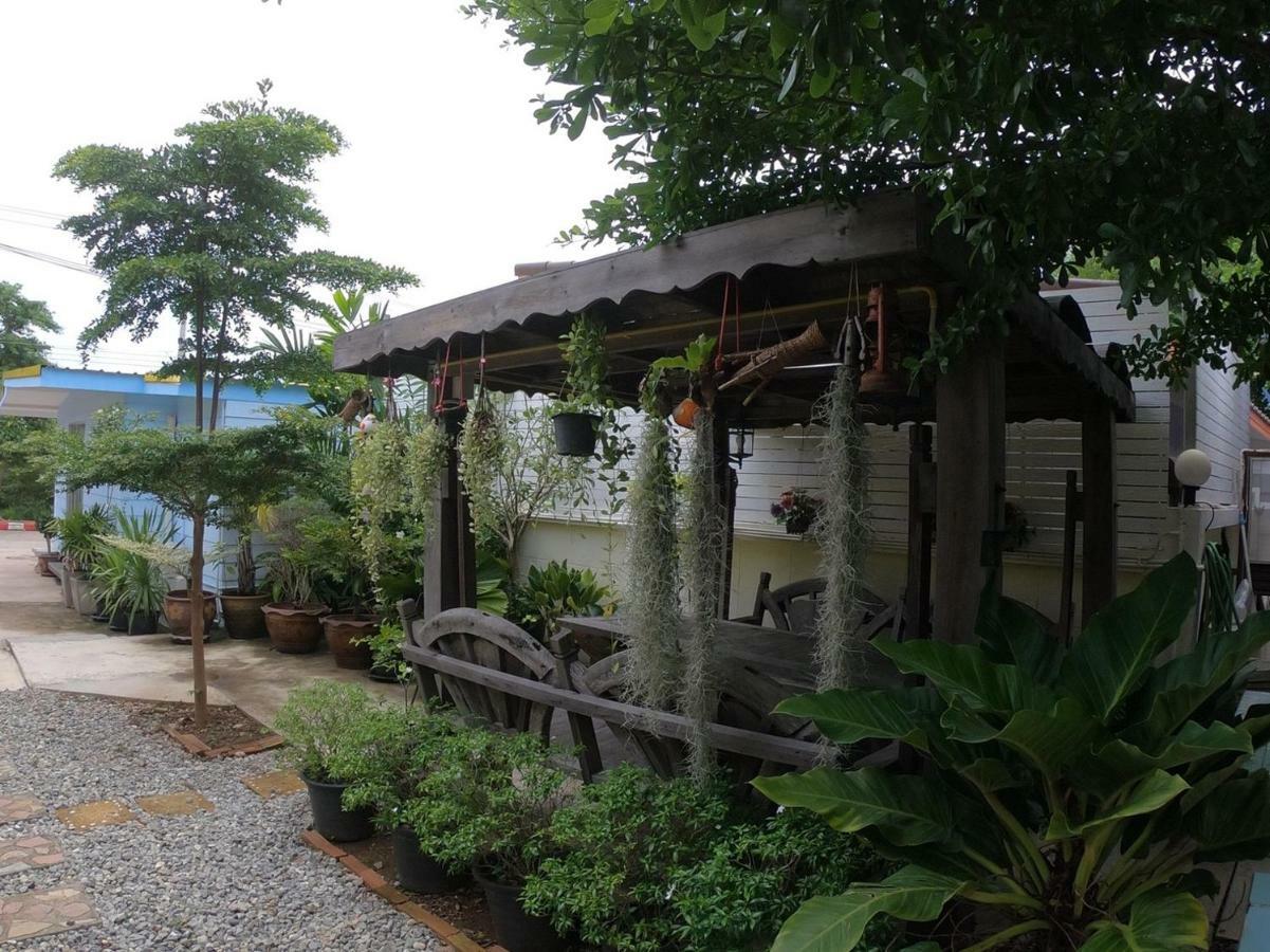 Thippawan Bungalow Ko Si Chang Zewnętrze zdjęcie