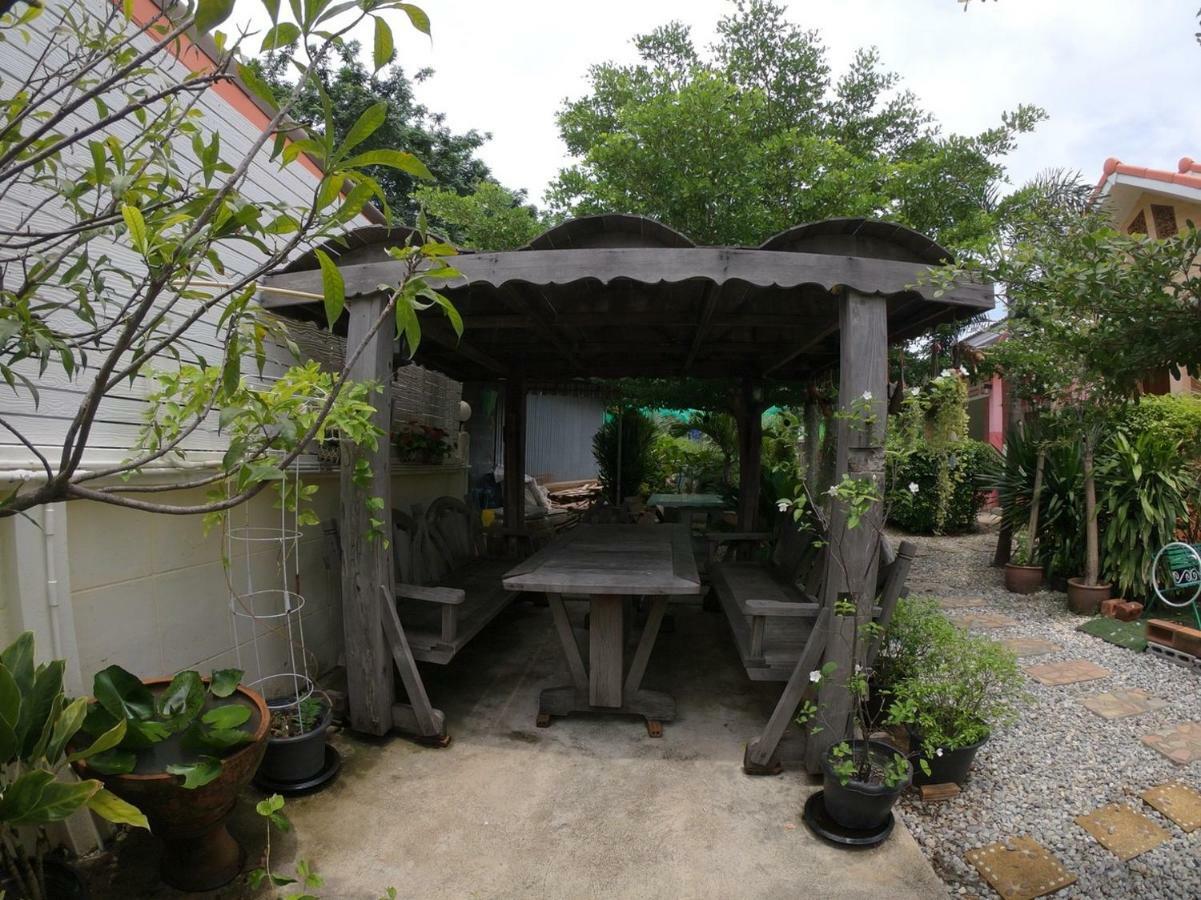 Thippawan Bungalow Ko Si Chang Zewnętrze zdjęcie