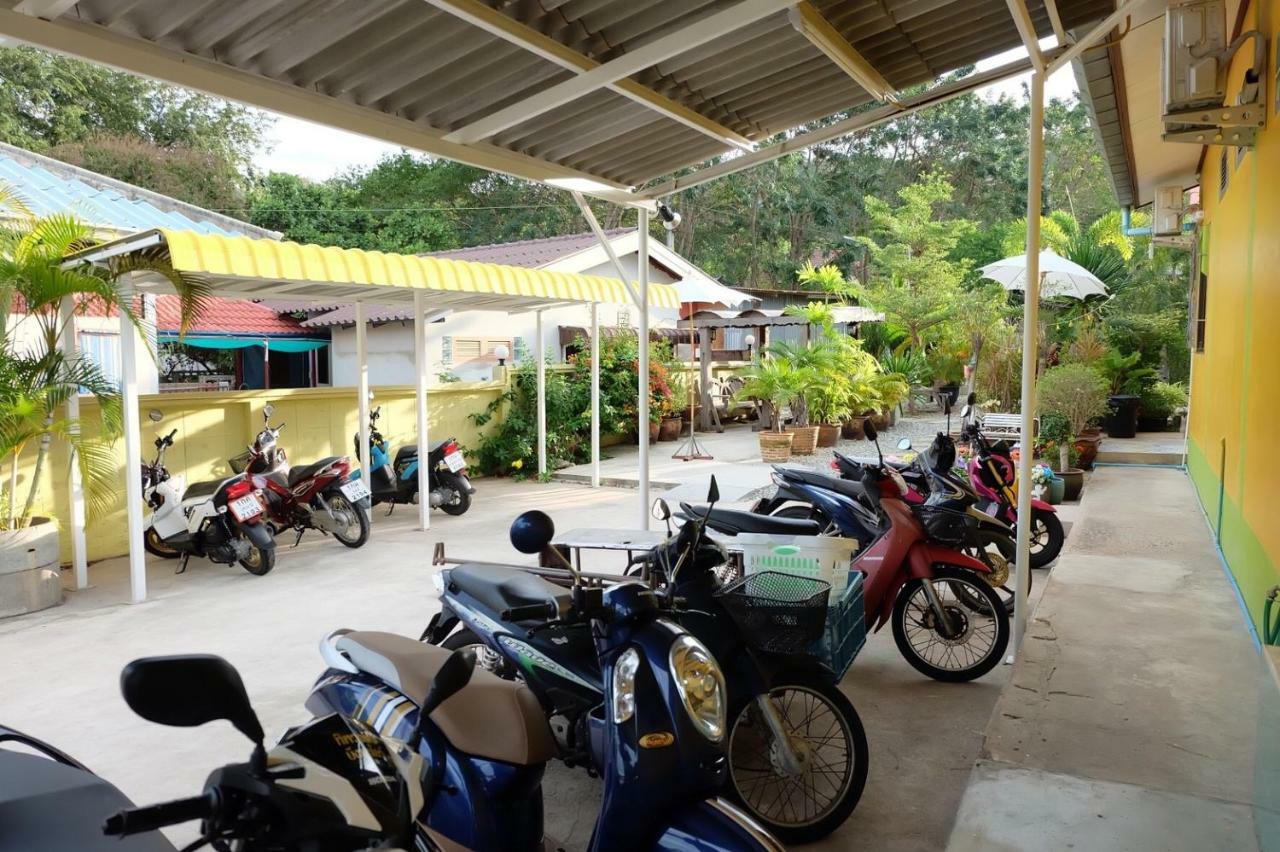 Thippawan Bungalow Ko Si Chang Zewnętrze zdjęcie
